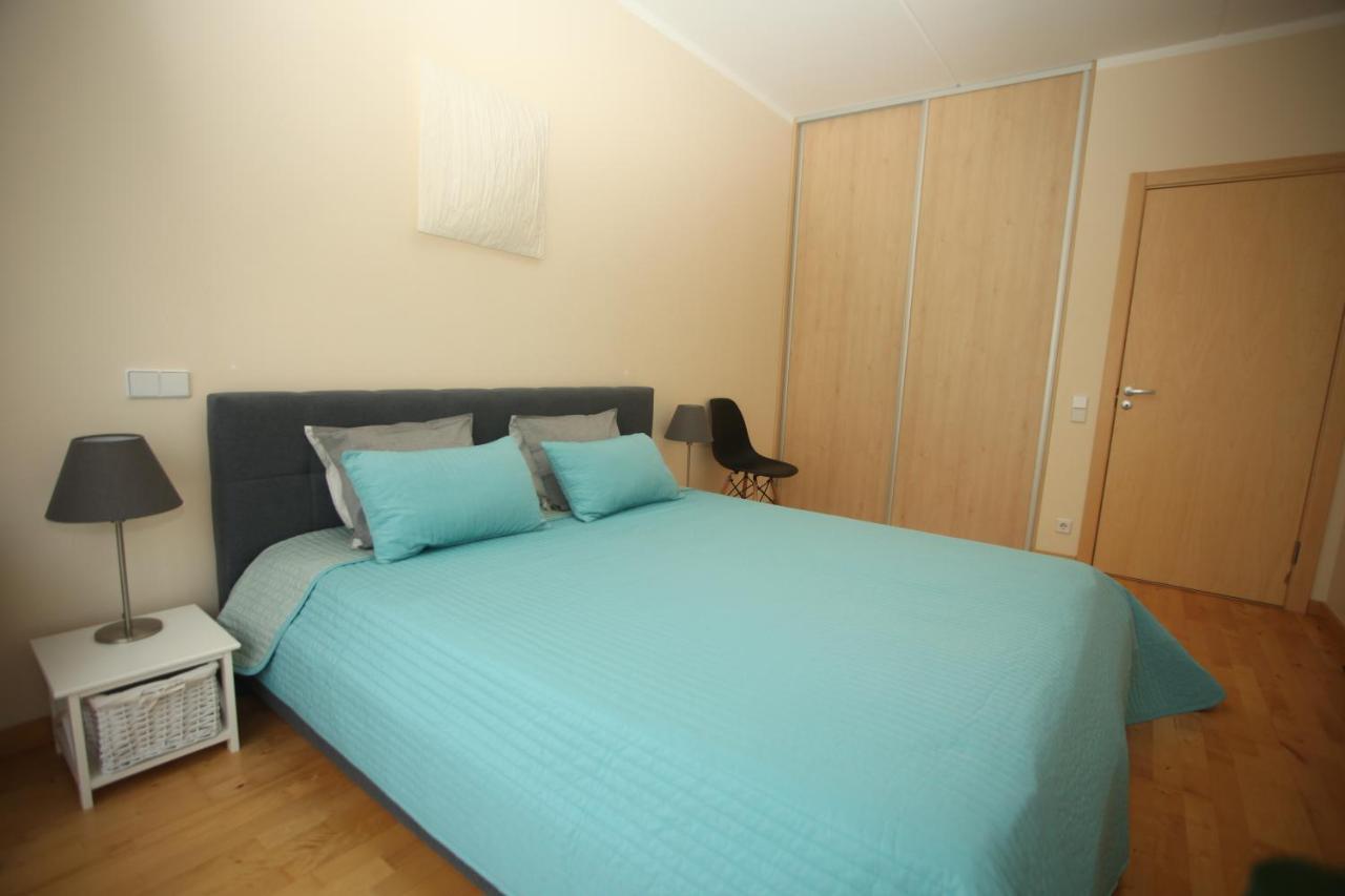 Cozy Home Apartment Kaivas, Free Parking, Self Check-In Riga Luaran gambar