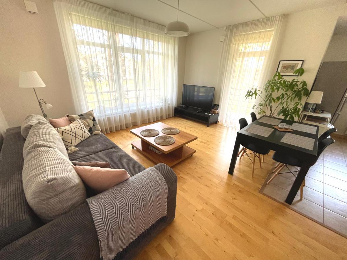 Cozy Home Apartment Kaivas, Free Parking, Self Check-In Riga Luaran gambar